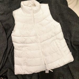 White GAP vest